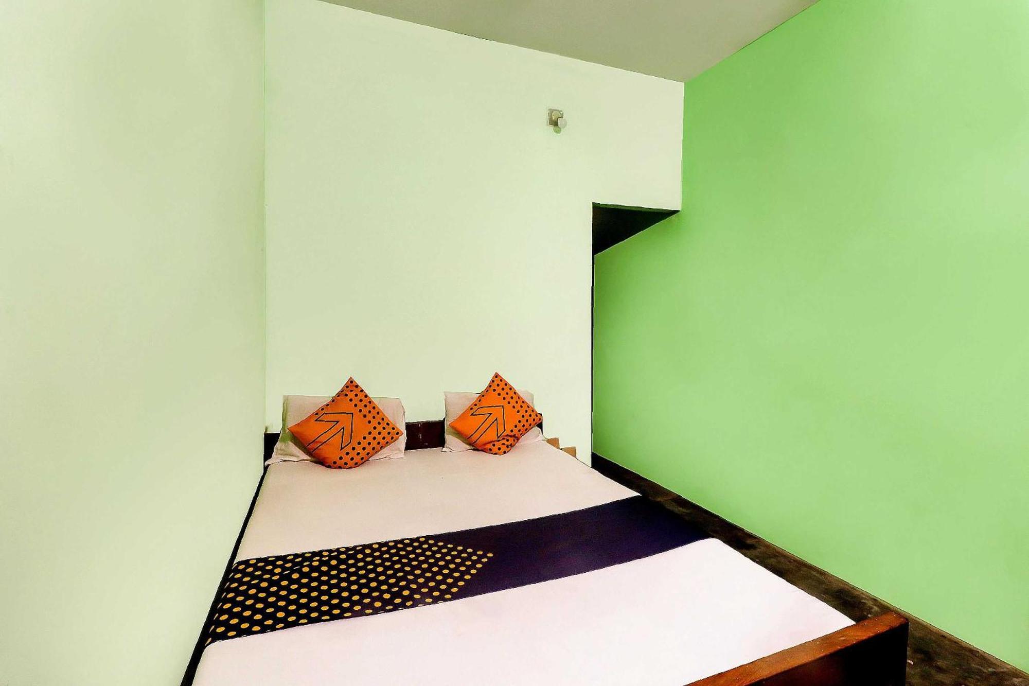 Spot On Mishra Guest House Waranasi Zewnętrze zdjęcie